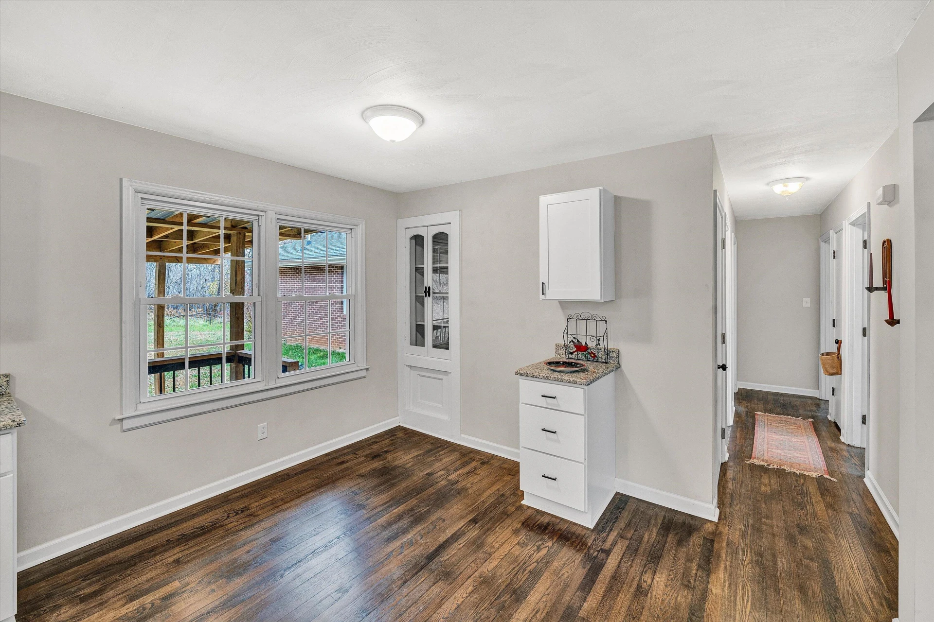1059 Fairview DR - Photo 24