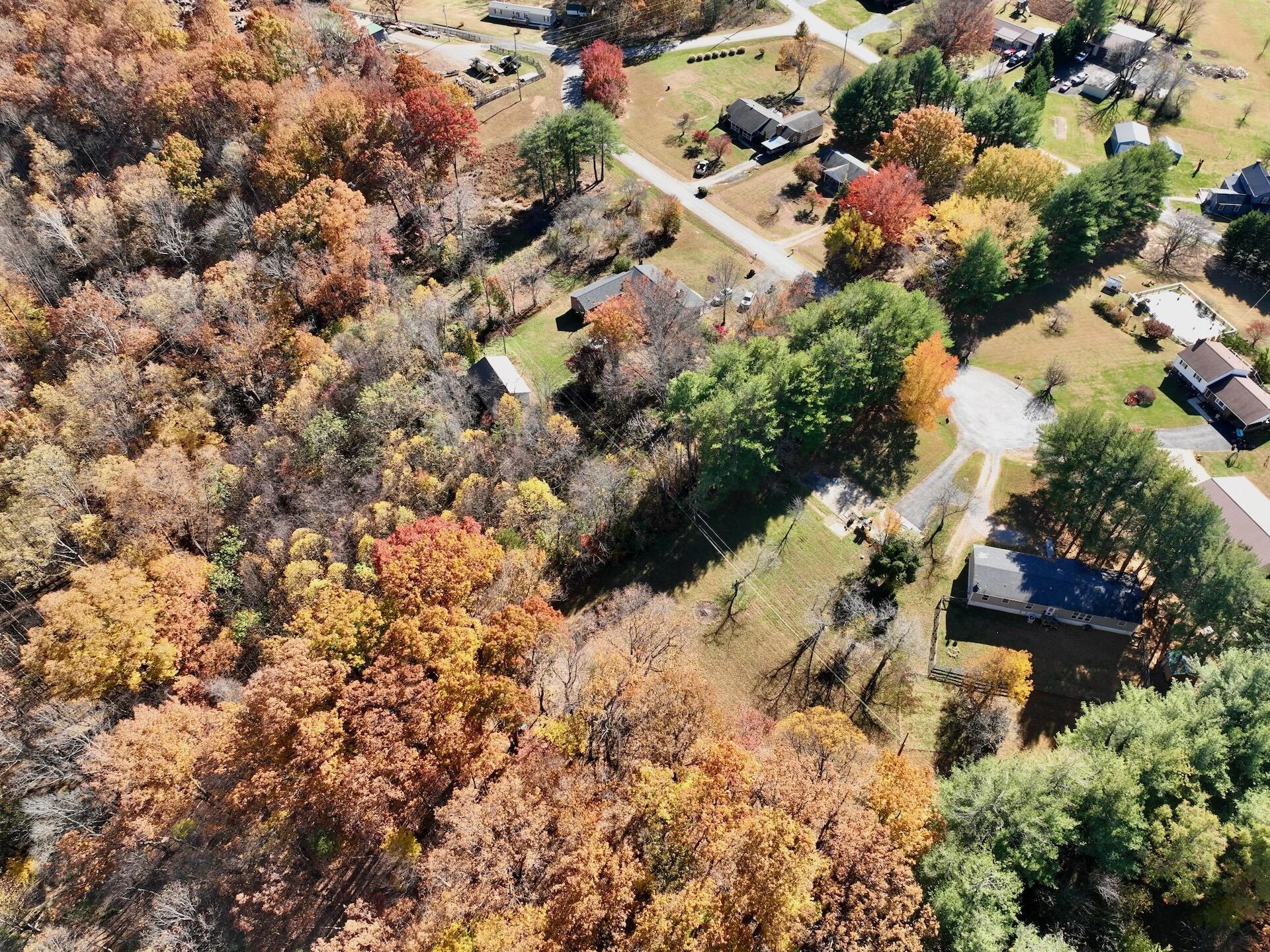1059 Fairview DR - Photo 43