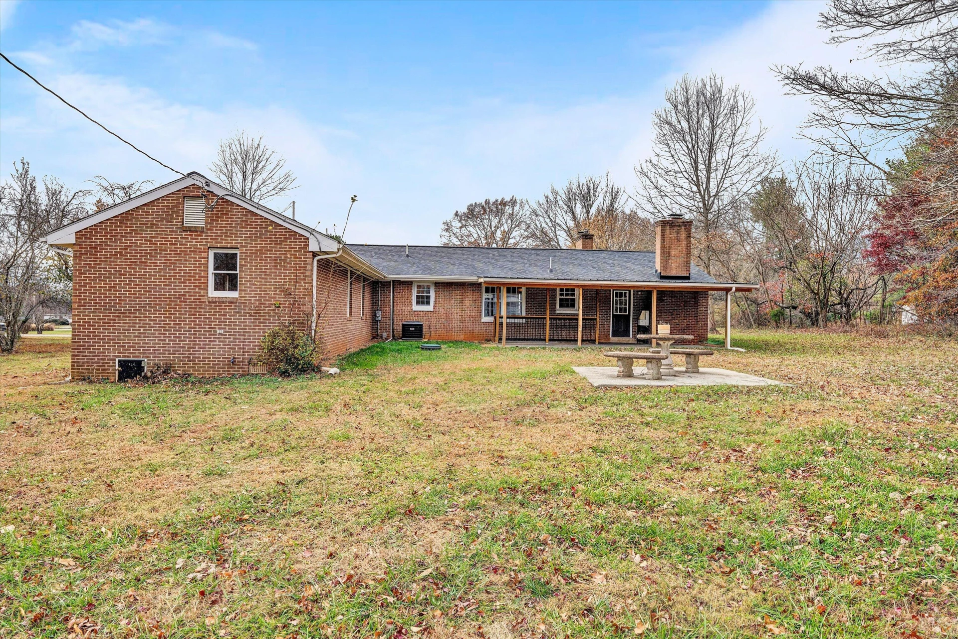 1059 Fairview DR - Photo 55