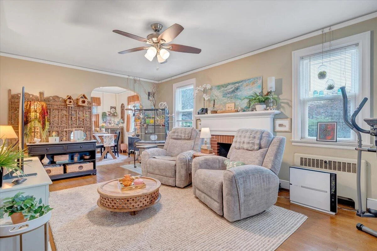 1909 Canterbury RD - Photo 4