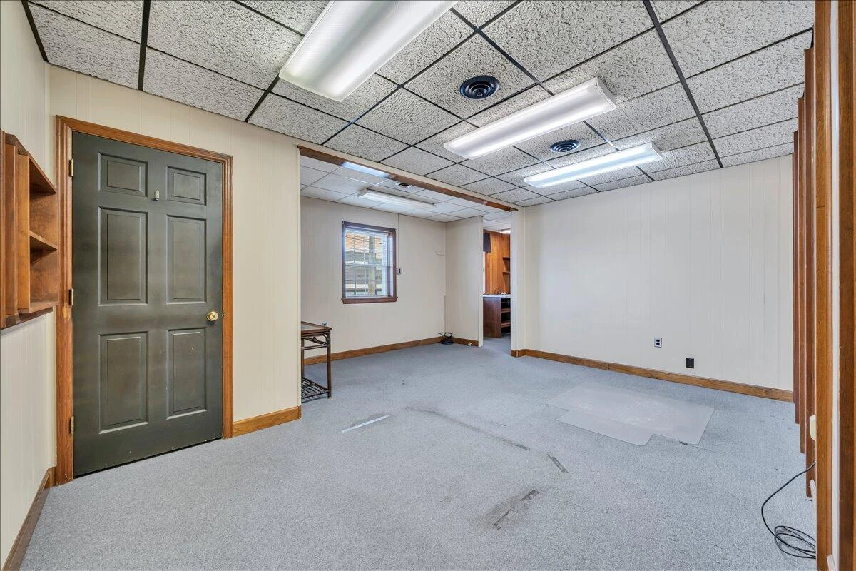 356 Campbell AVE - Photo 13