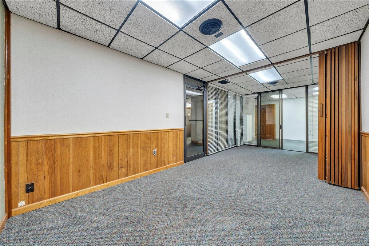 356 Campbell AVE - Photo 24
