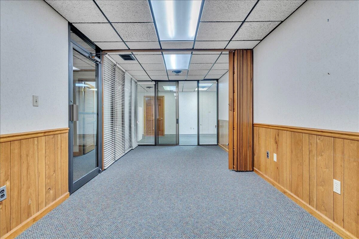 356 Campbell AVE - Photo 25