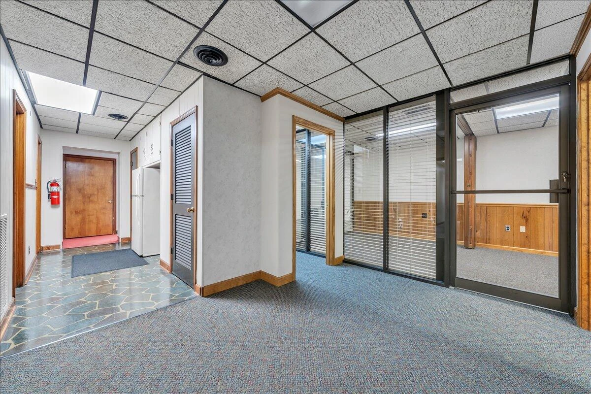 356 Campbell AVE - Photo 27
