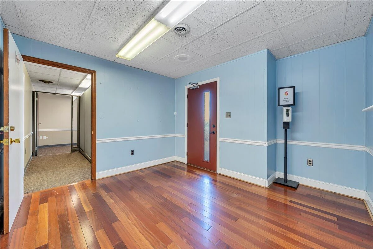 356 Campbell AVE - Photo 43