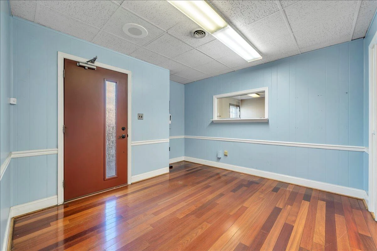 356 Campbell AVE - Photo 44