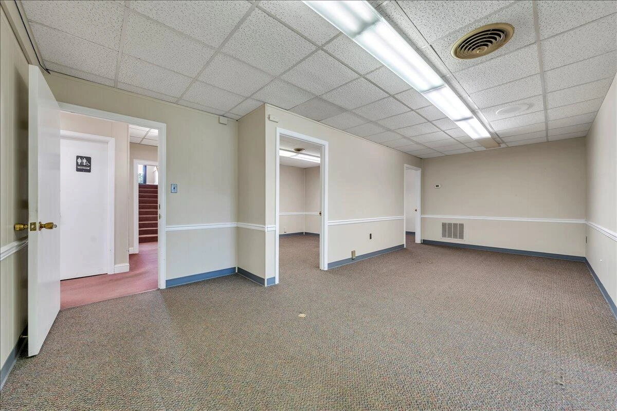356 Campbell AVE - Photo 46