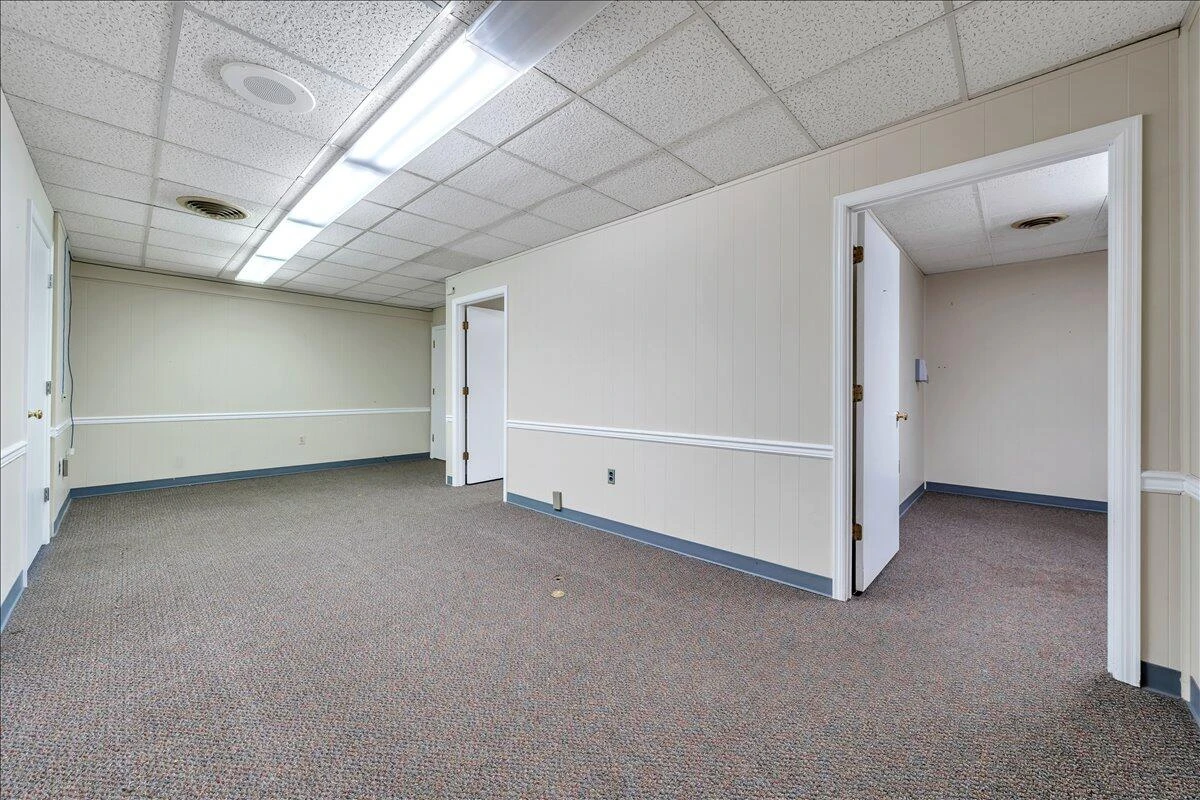356 Campbell AVE - Photo 48