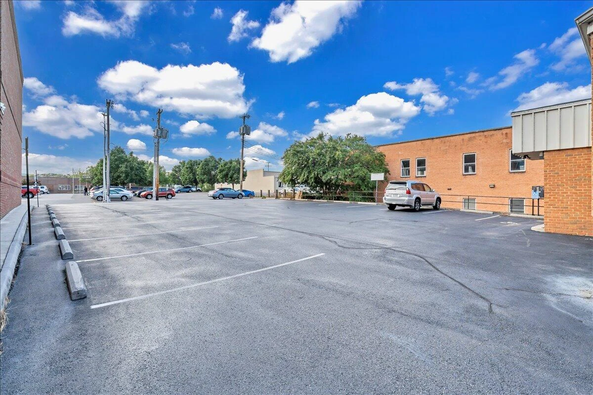 356 Campbell AVE - Photo 60