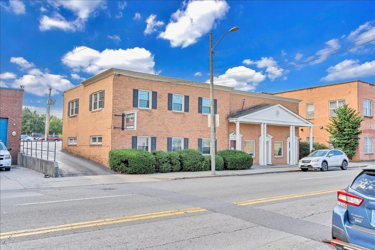 356 Campbell AVE - Photo 73