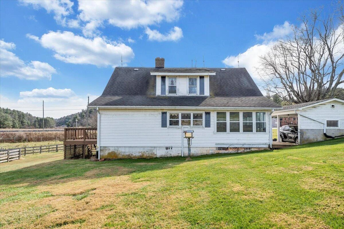 6629 Floyd Highway - Photo 18
