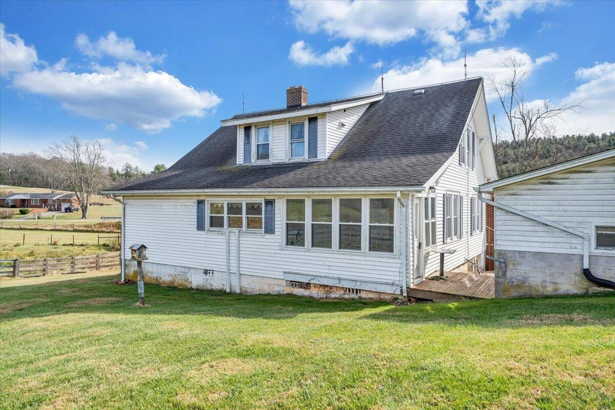 6629 Floyd Highway - Photo 20