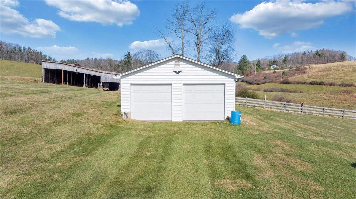 6629 Floyd Highway - Photo 28
