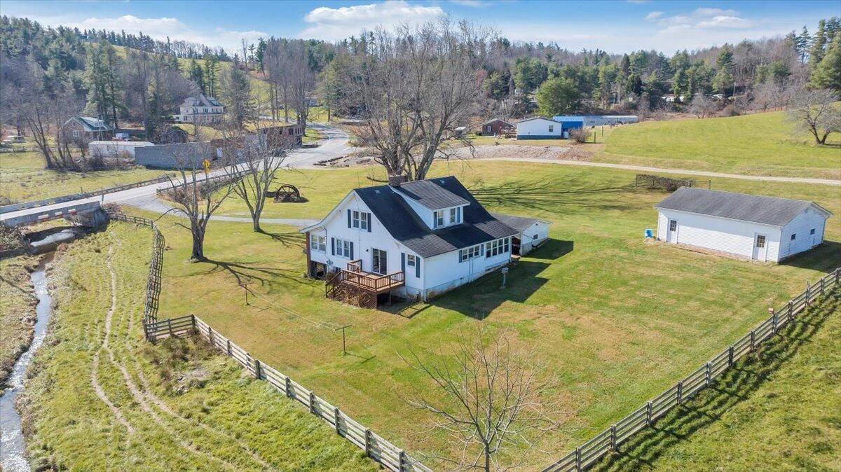 6629 Floyd Highway - Photo 32