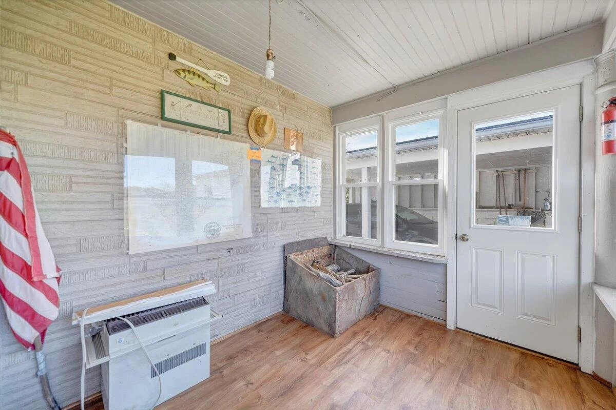 6629 Floyd Highway - Photo 38