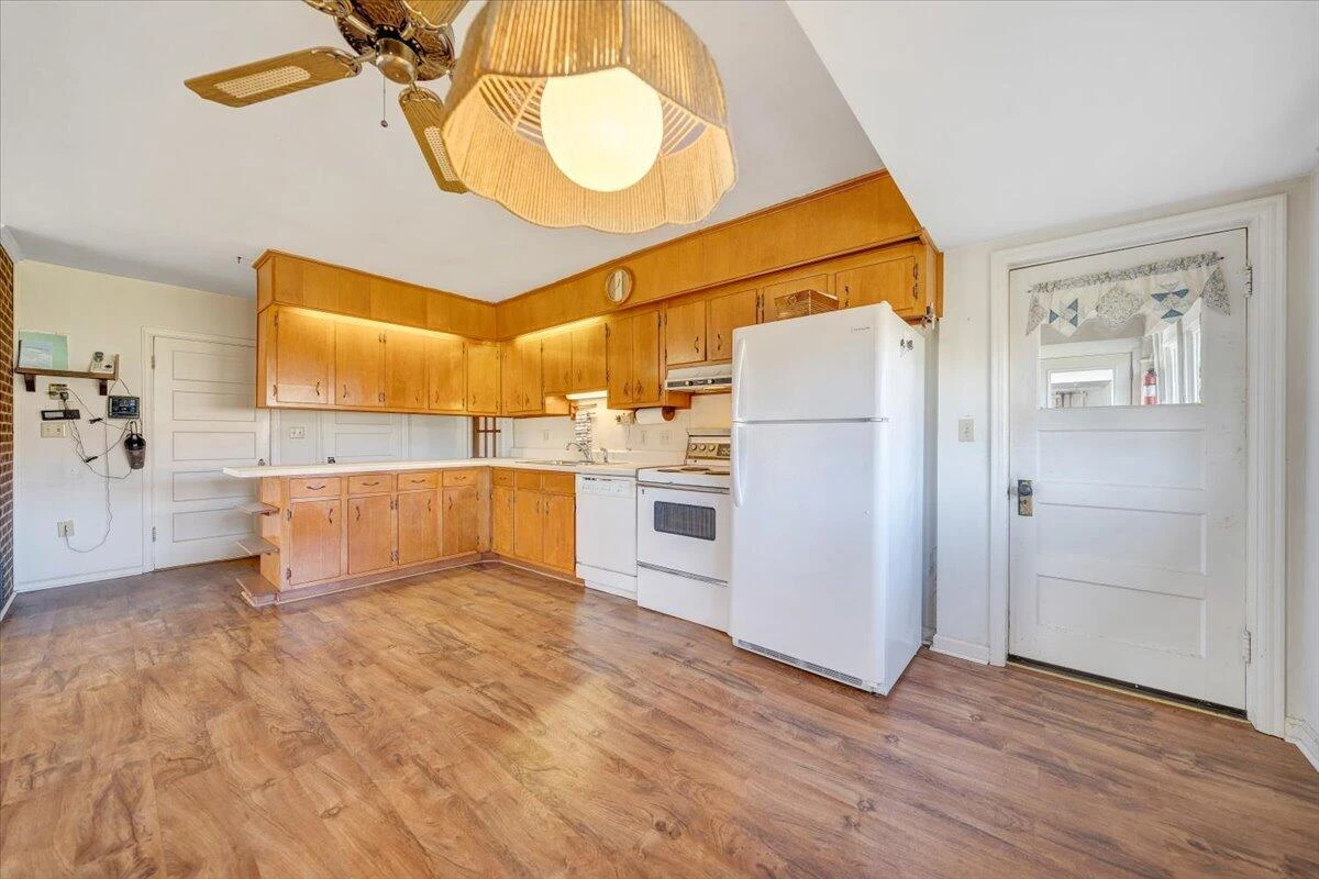 6629 Floyd Highway - Photo 39