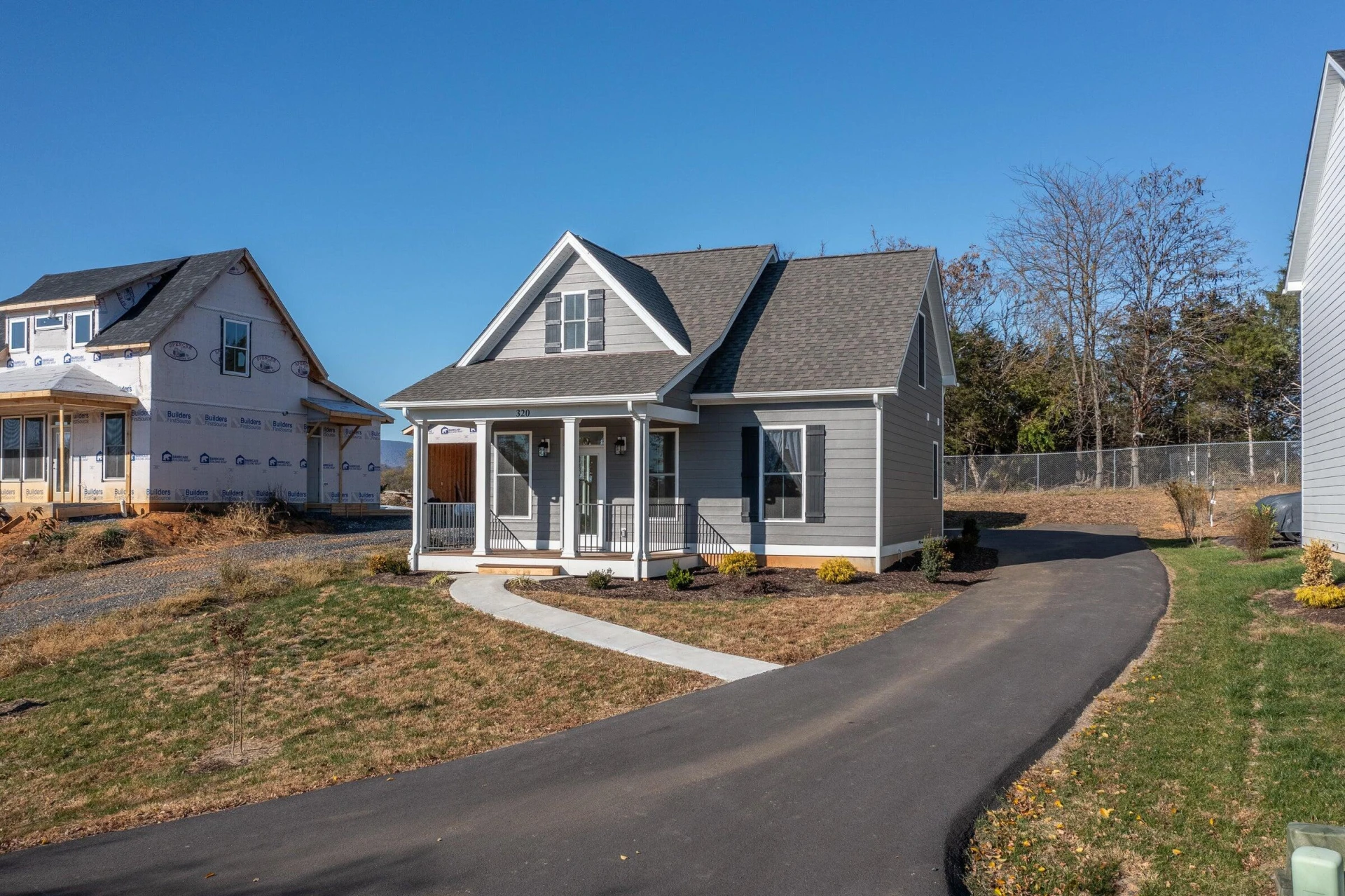 320 Lilly Bell DR