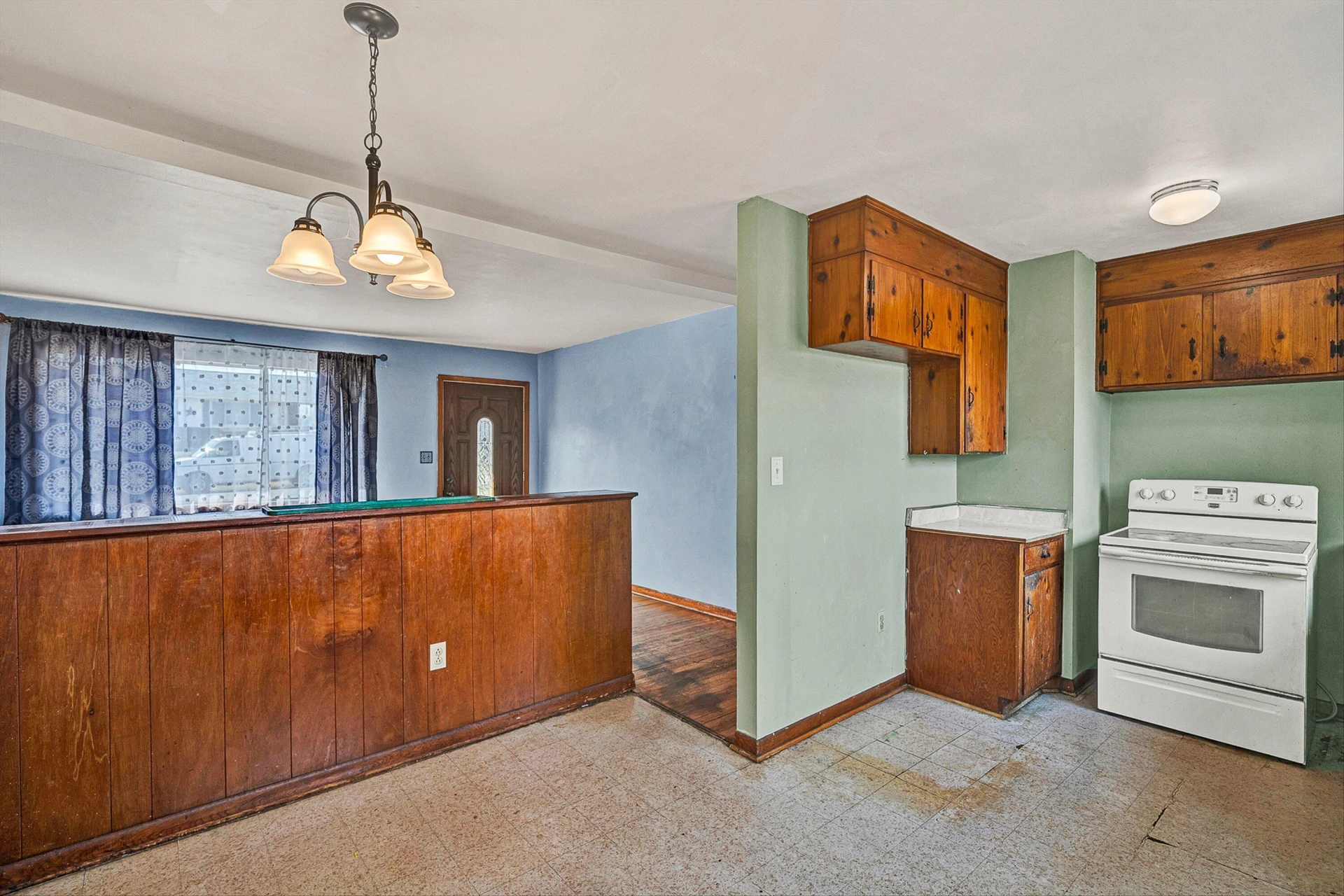 203 Cherryhill RD - Photo 10