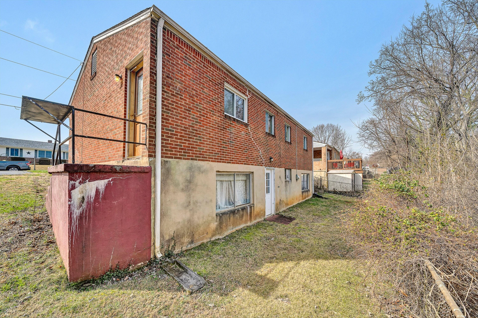 203 Cherryhill RD - Photo 24