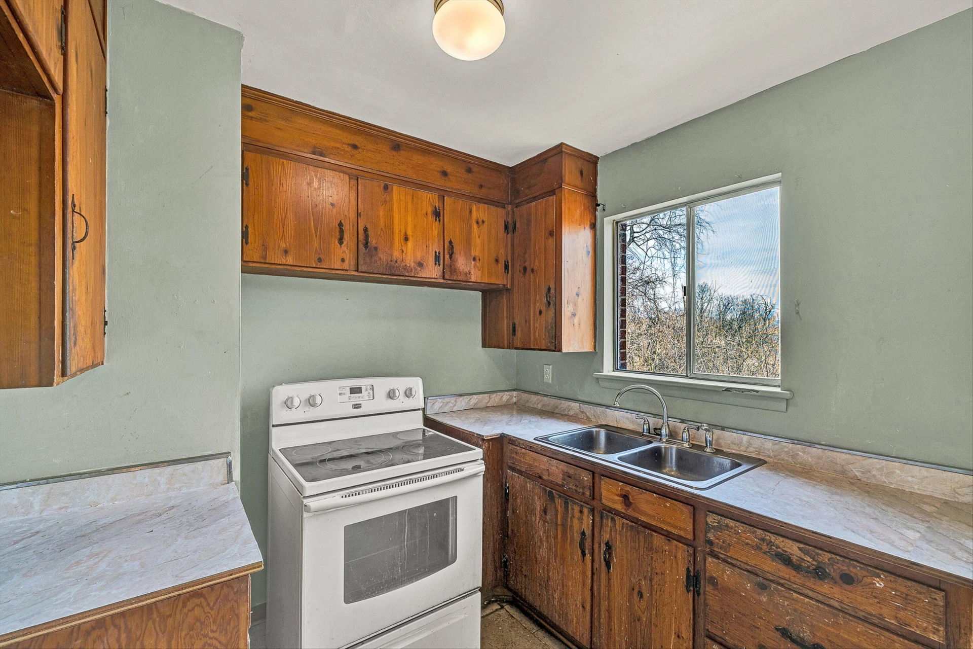 203 Cherryhill RD - Photo 5