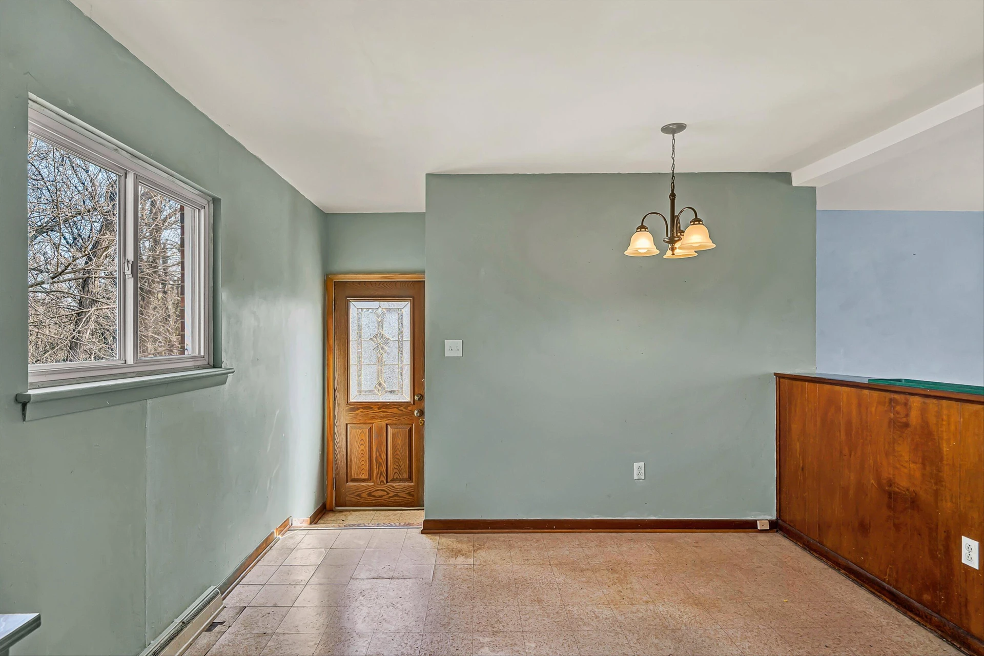 203 Cherryhill RD - Photo 9