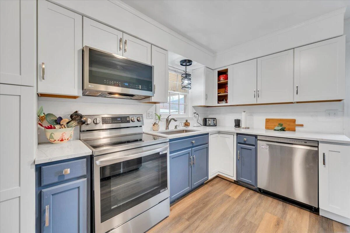 616 Elmcrest ST - Photo 20
