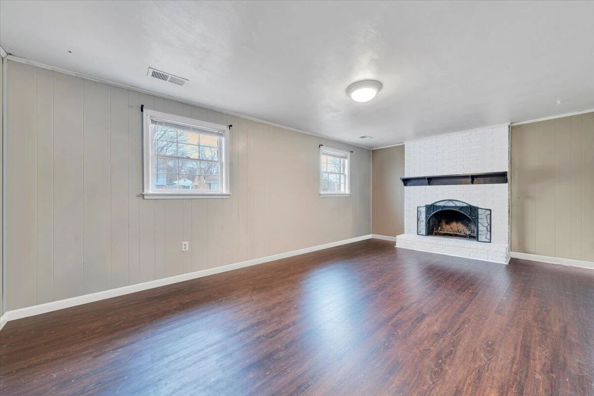 616 Elmcrest ST - Photo 32
