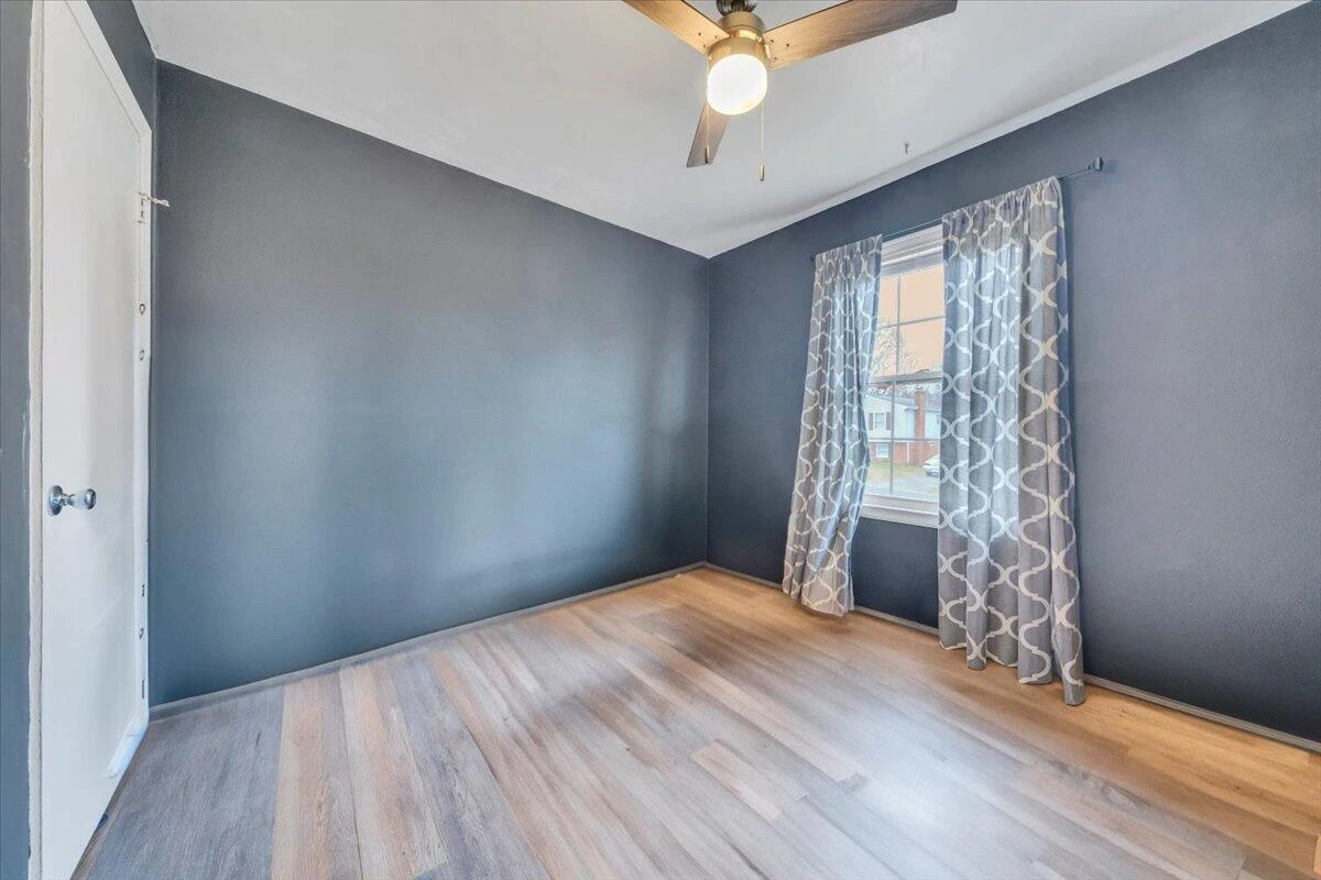 616 Elmcrest ST - Photo 36