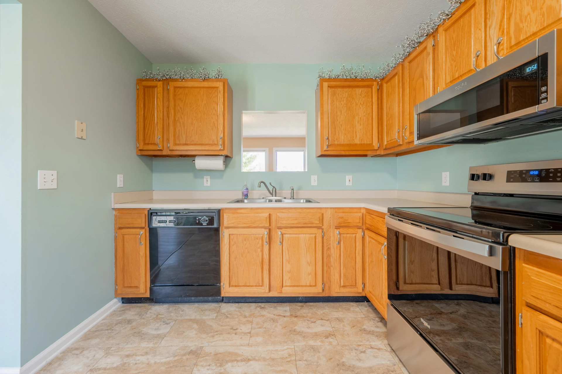 1309 Sandy CIR - Photo 12