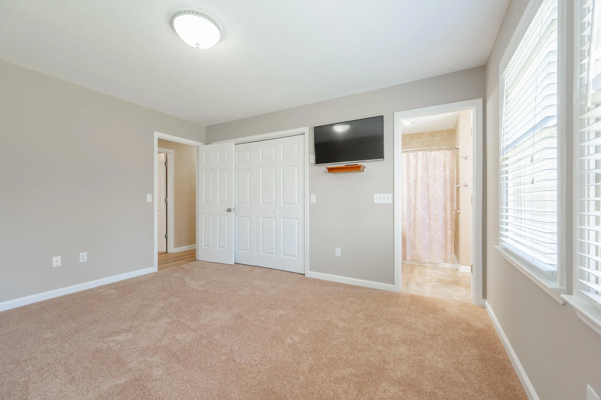 1309 Sandy CIR - Photo 19
