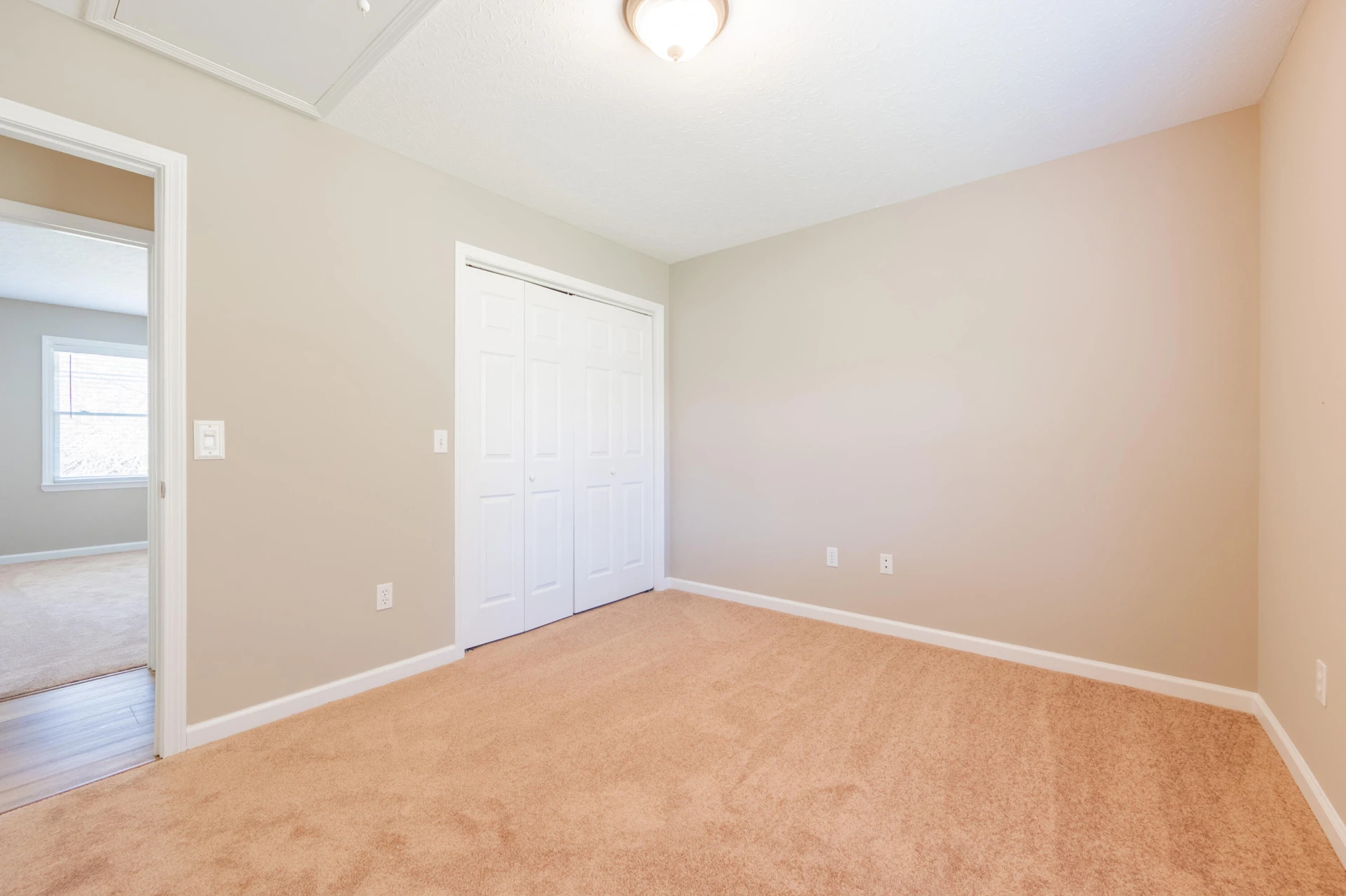 1309 Sandy CIR - Photo 22