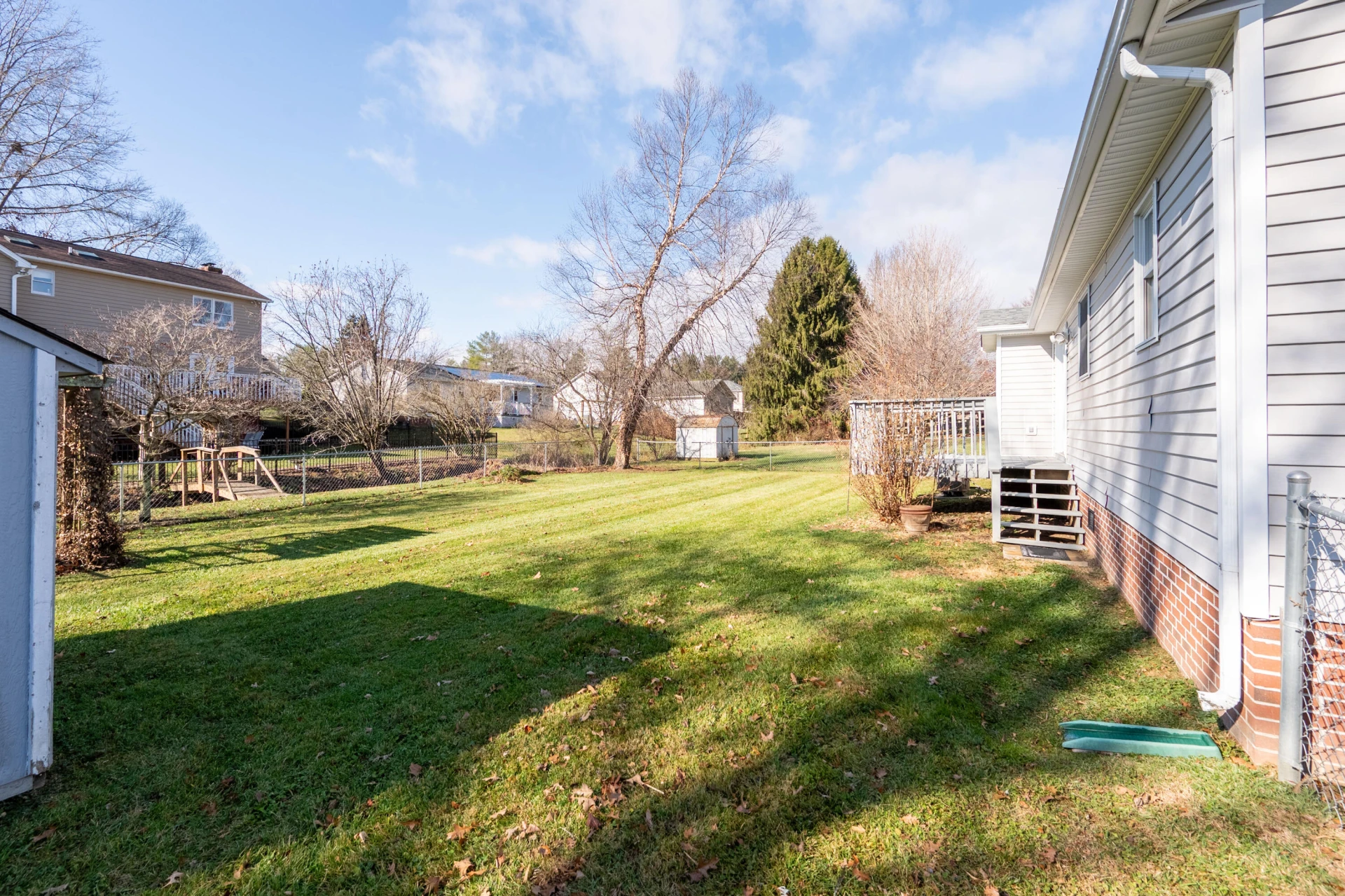 1309 Sandy CIR - Photo 29