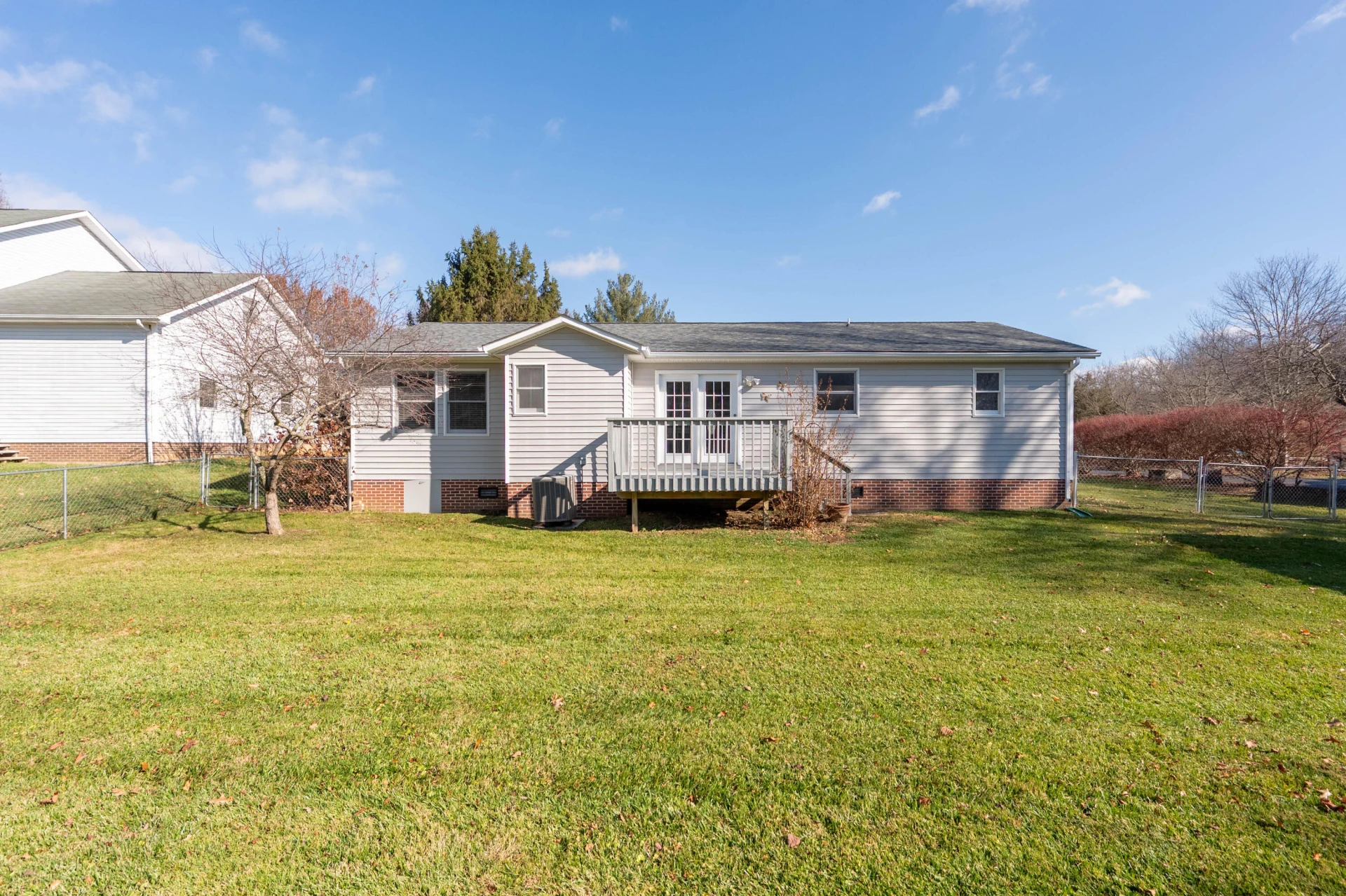 1309 Sandy CIR - Photo 30