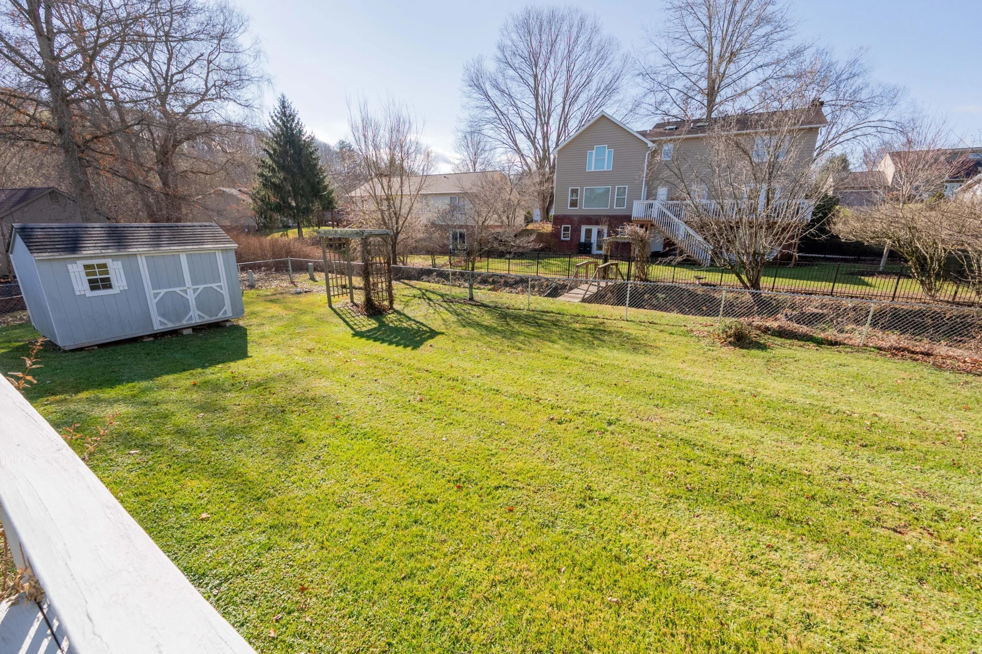 1309 Sandy CIR - Photo 31