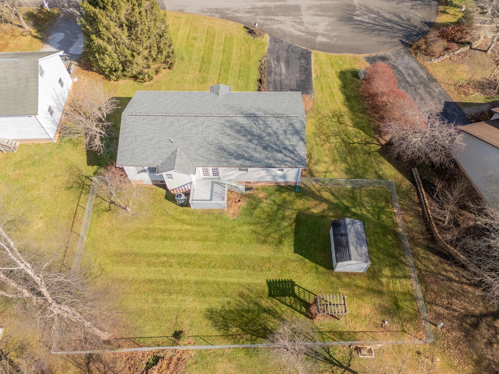 1309 Sandy CIR - Photo 35