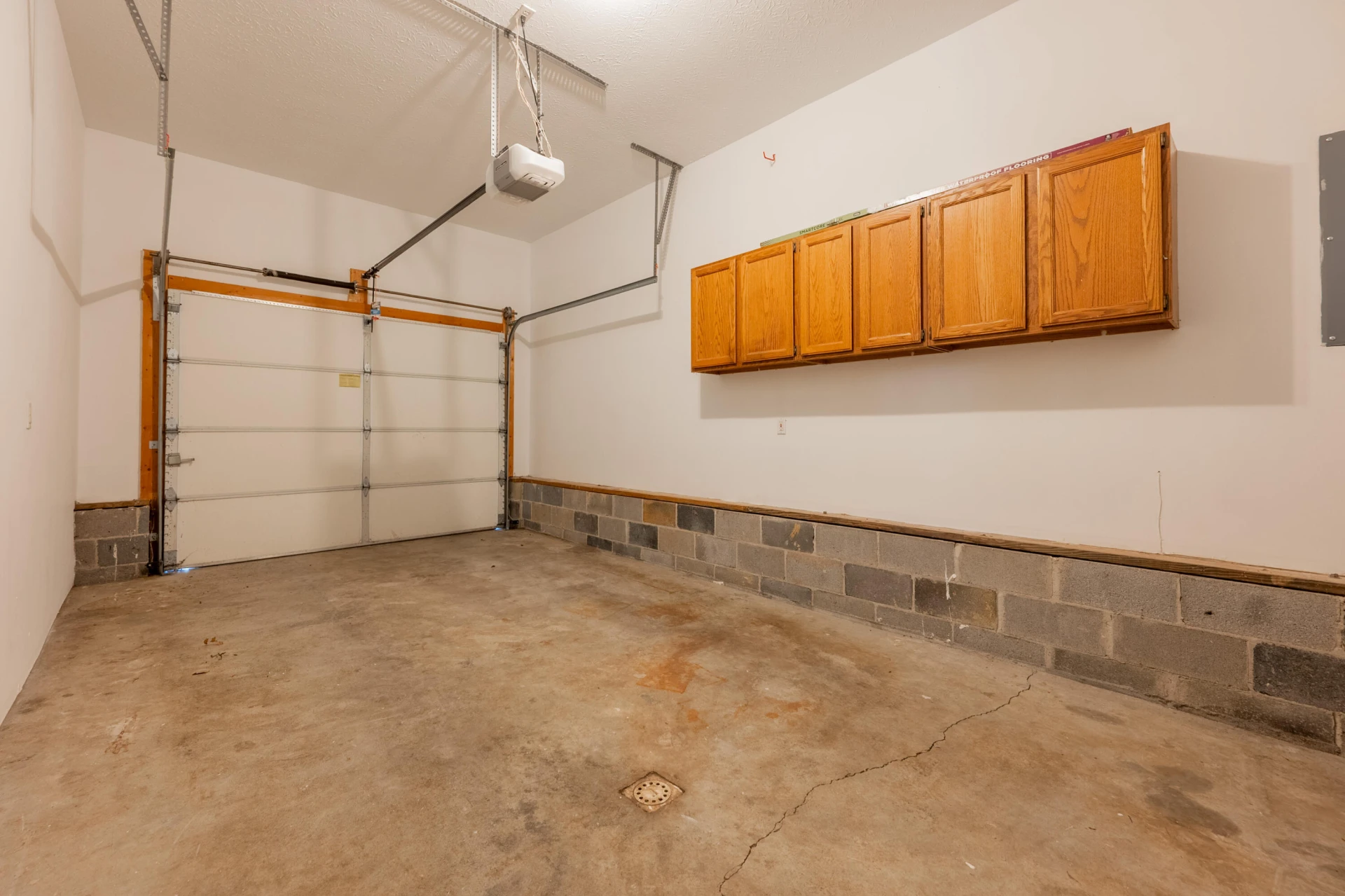 1309 Sandy CIR - Photo 38