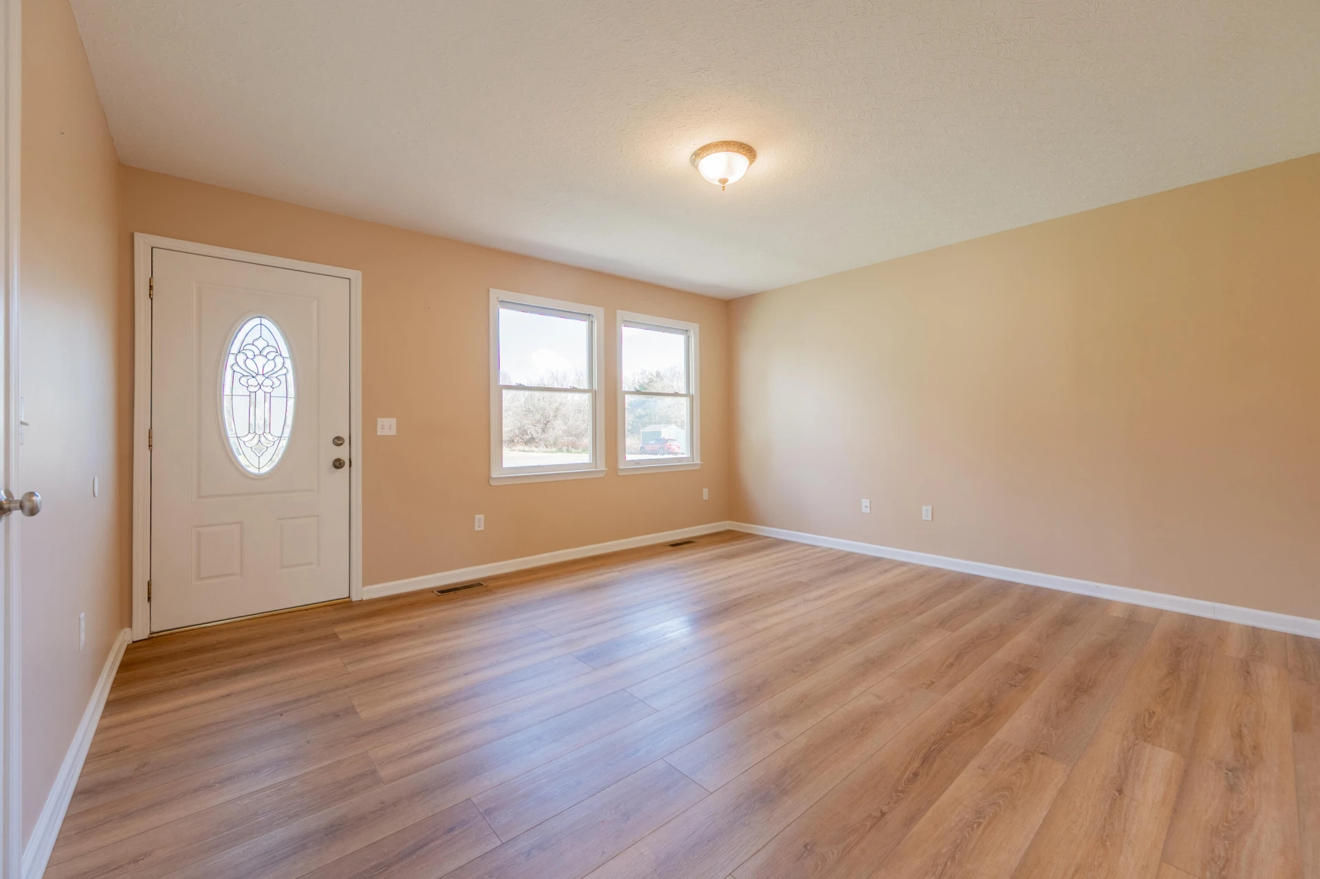 1309 Sandy CIR - Photo 6
