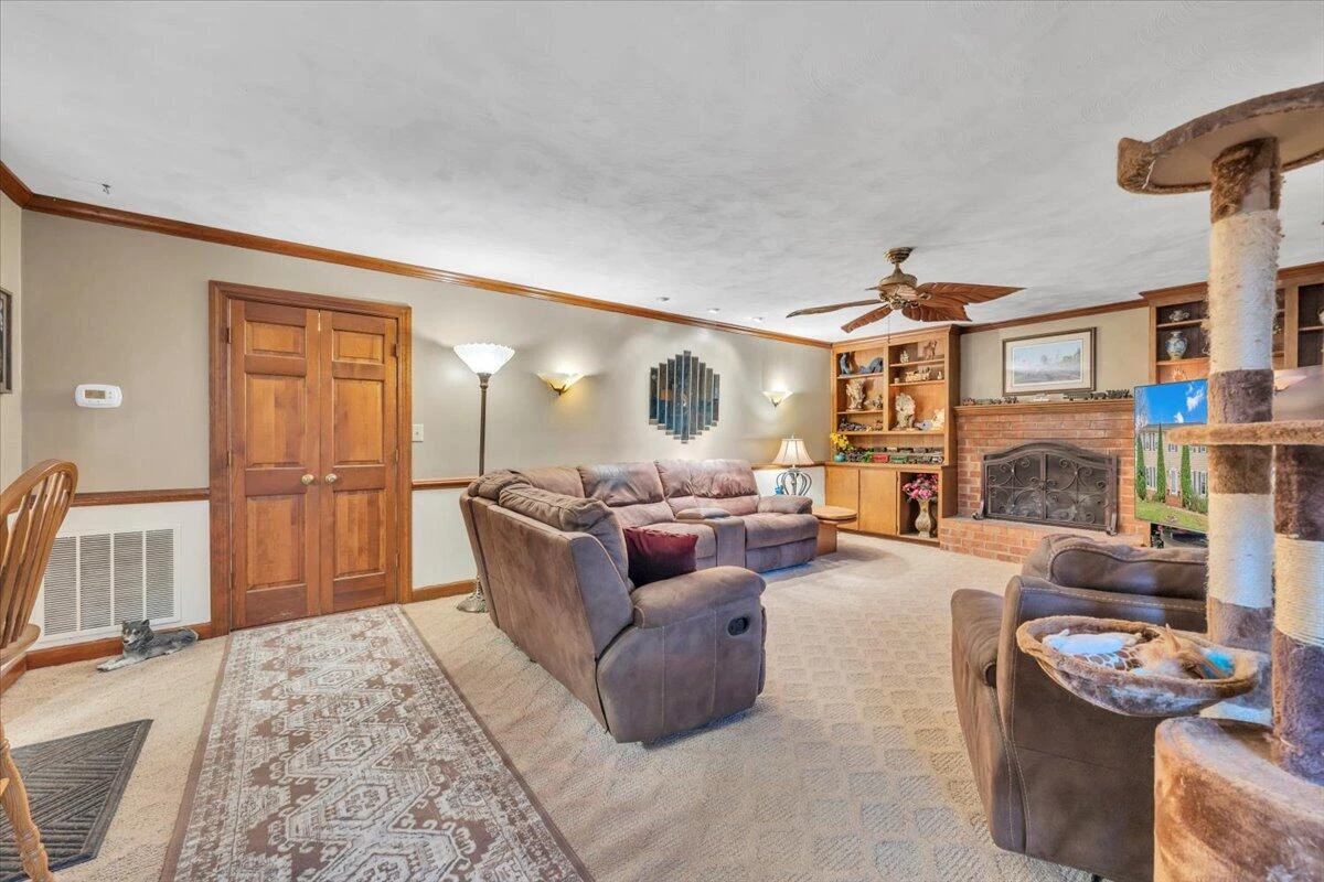 3336 Clara AVE - Photo 3