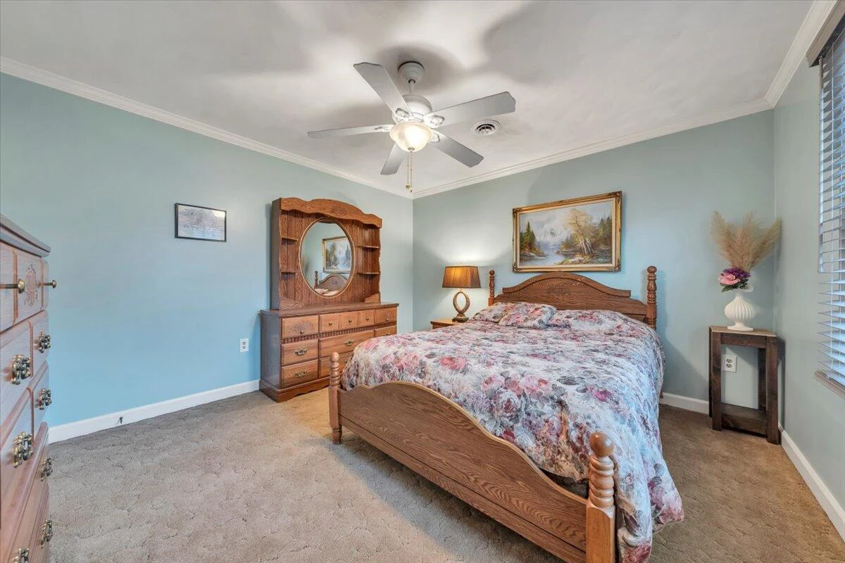 3336 Clara AVE - Photo 36