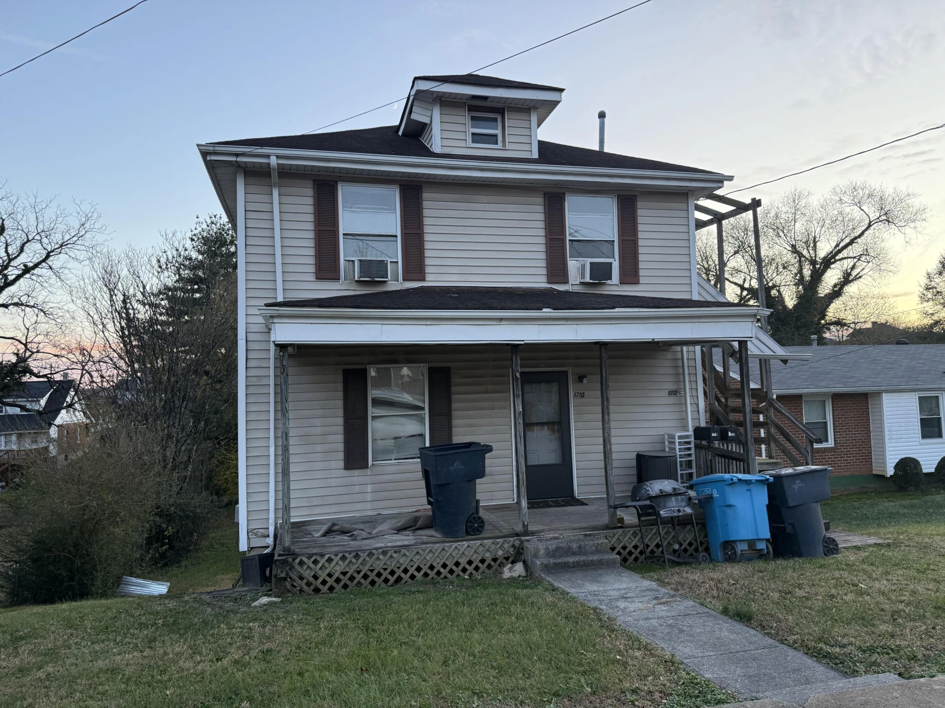 1710 Mercer AVE #2