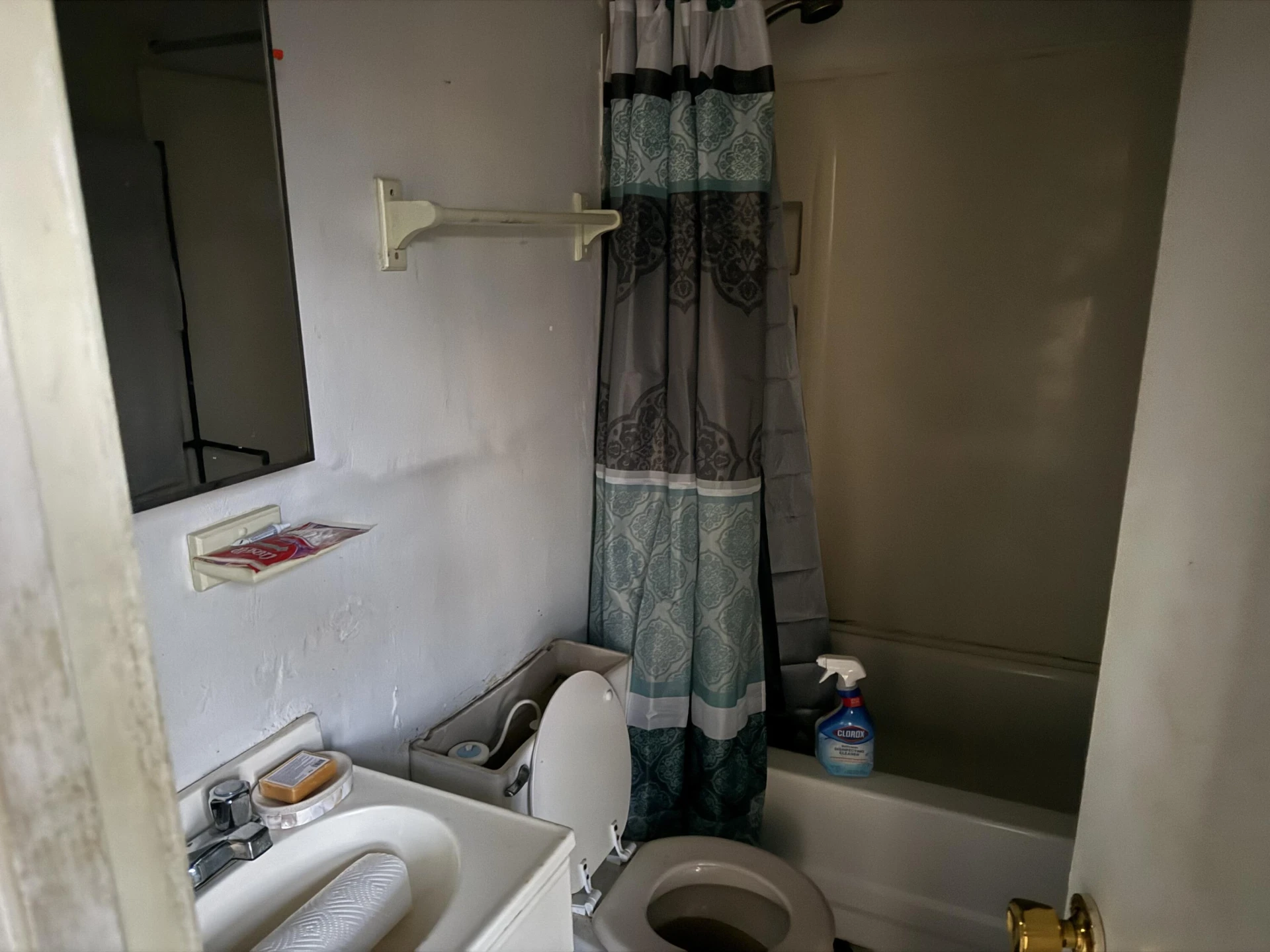 1710 Mercer AVE #2 - Photo 15