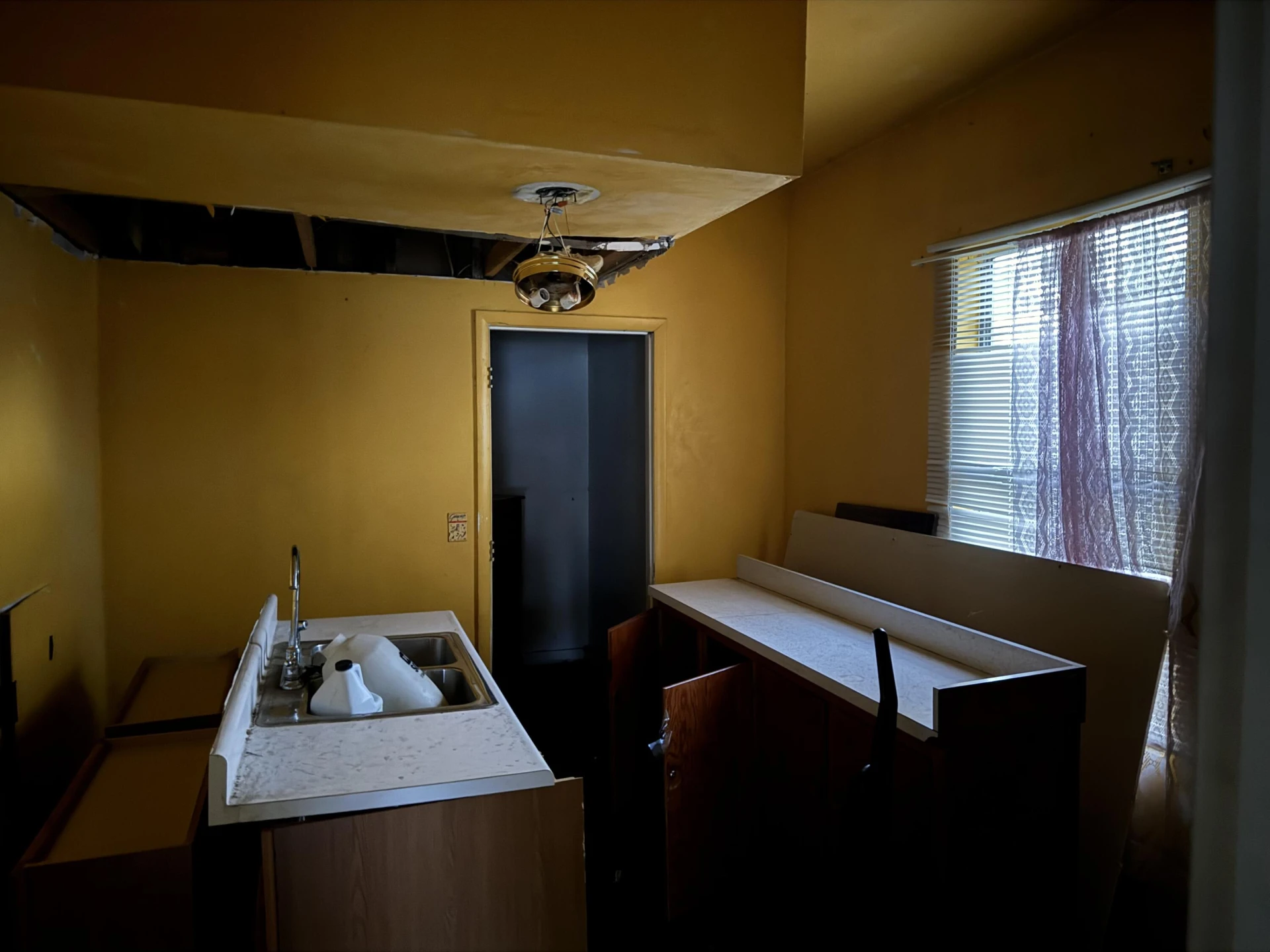 1710 Mercer AVE #2 - Photo 9