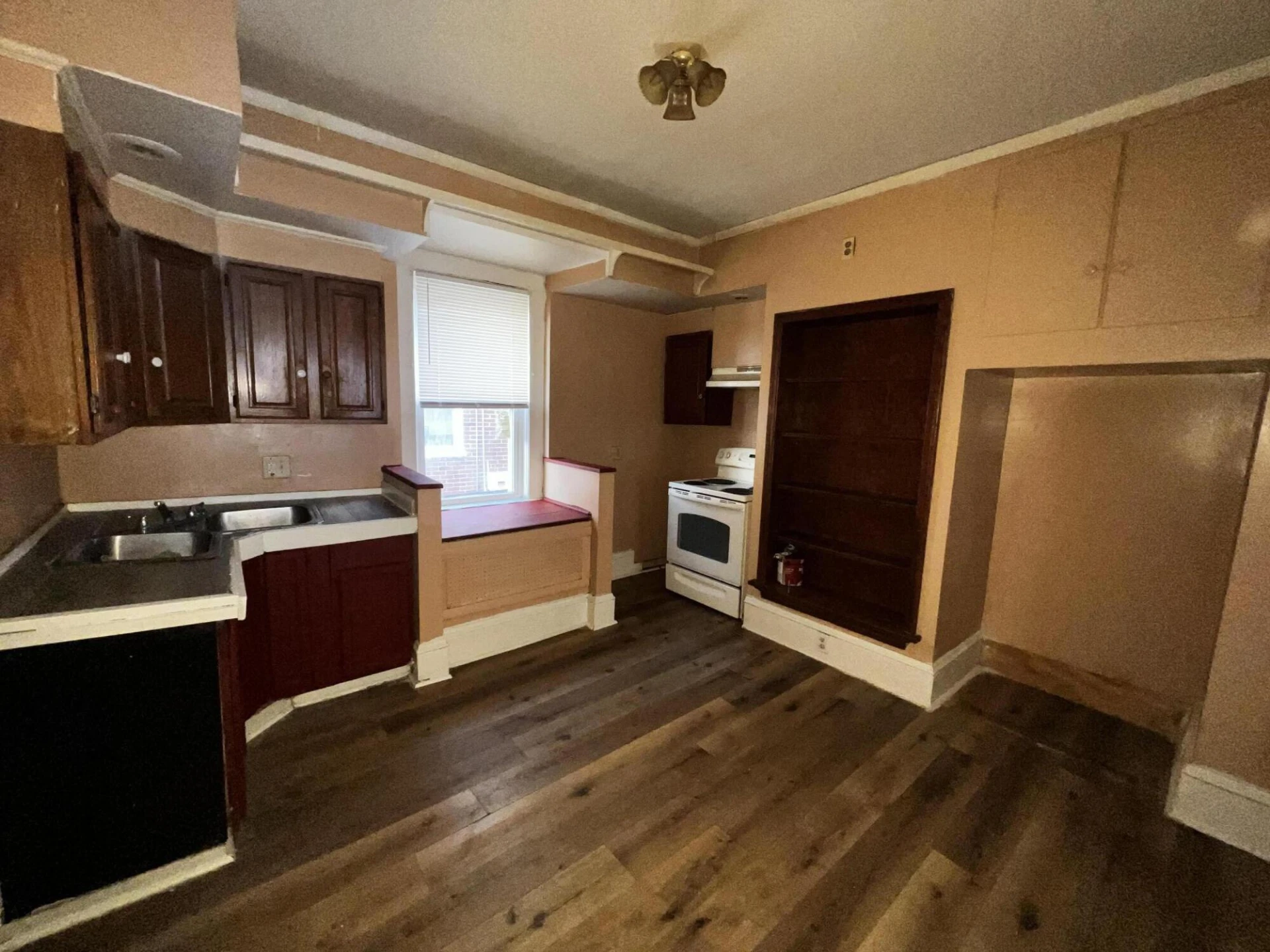 1726 Chapman AVE - Photo 7