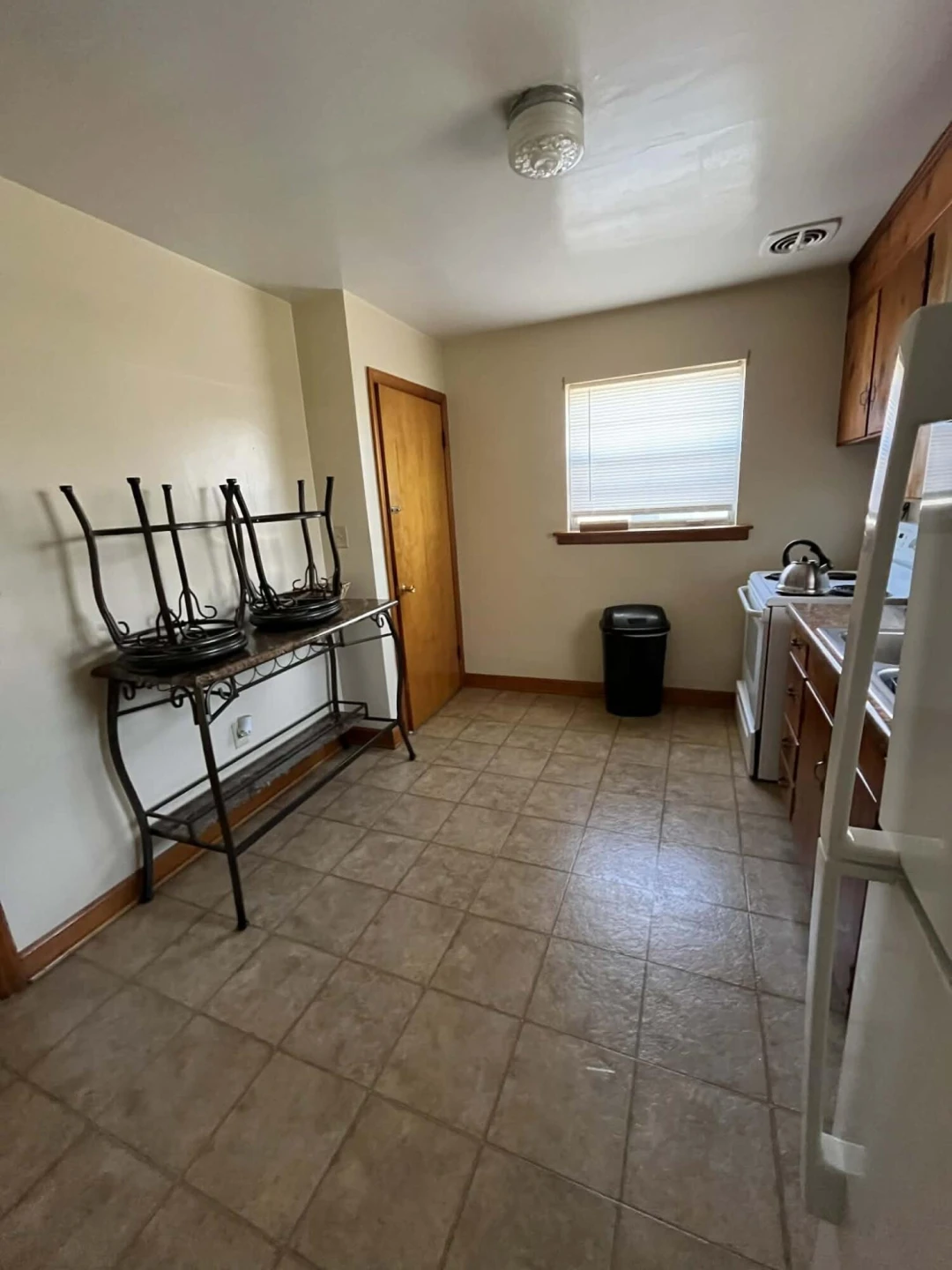 3322 Christian AVE - Photo 3