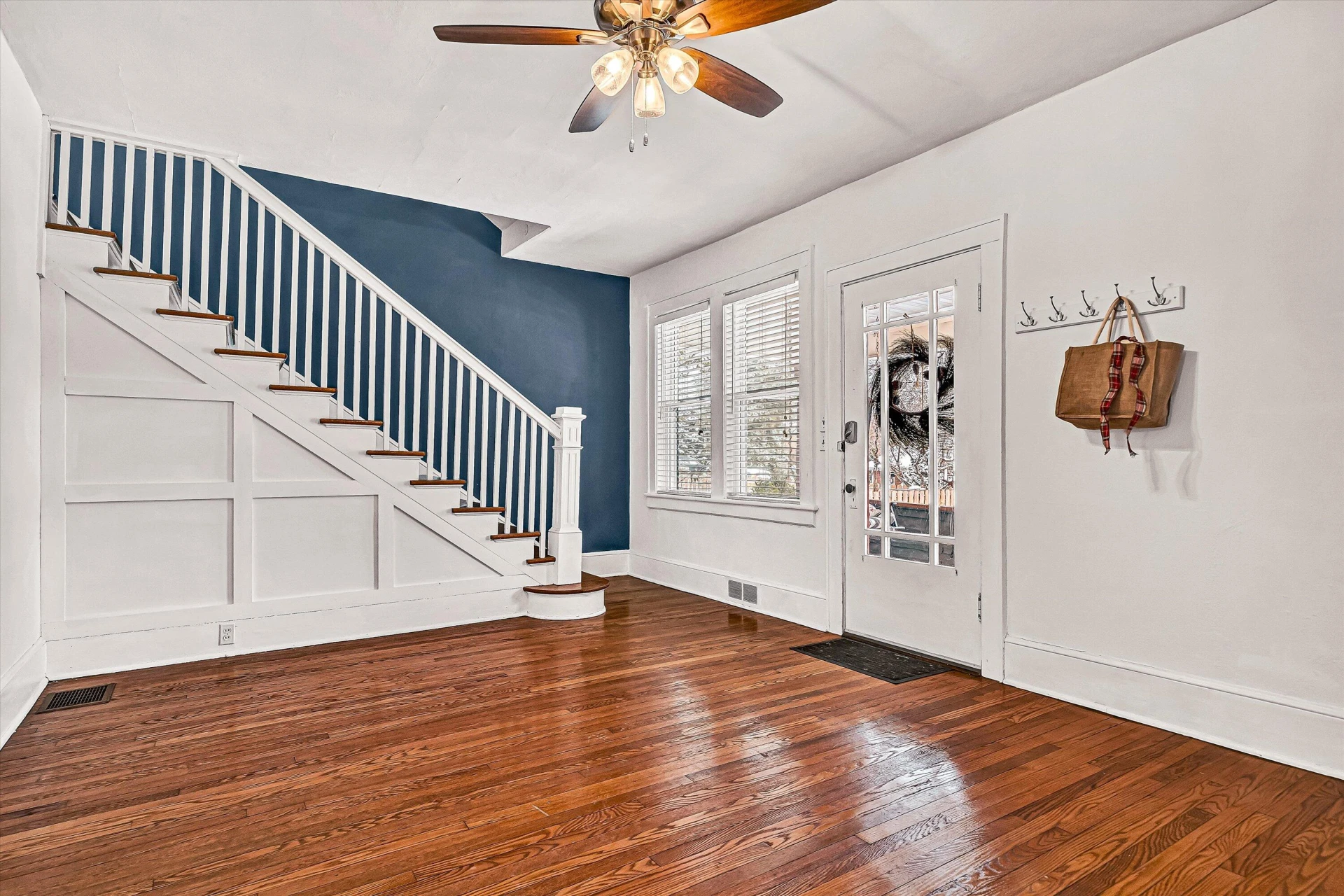 2420 Tillett RD - Photo 8