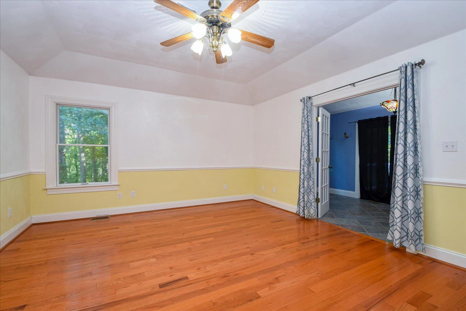 578 Kyles Mill RD - Photo 16