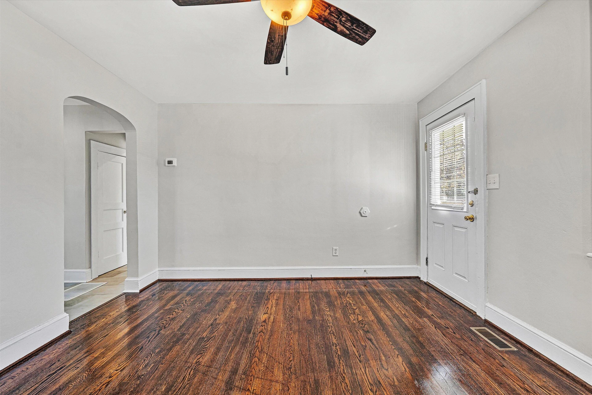 3911 Michigan AVE - Photo 7