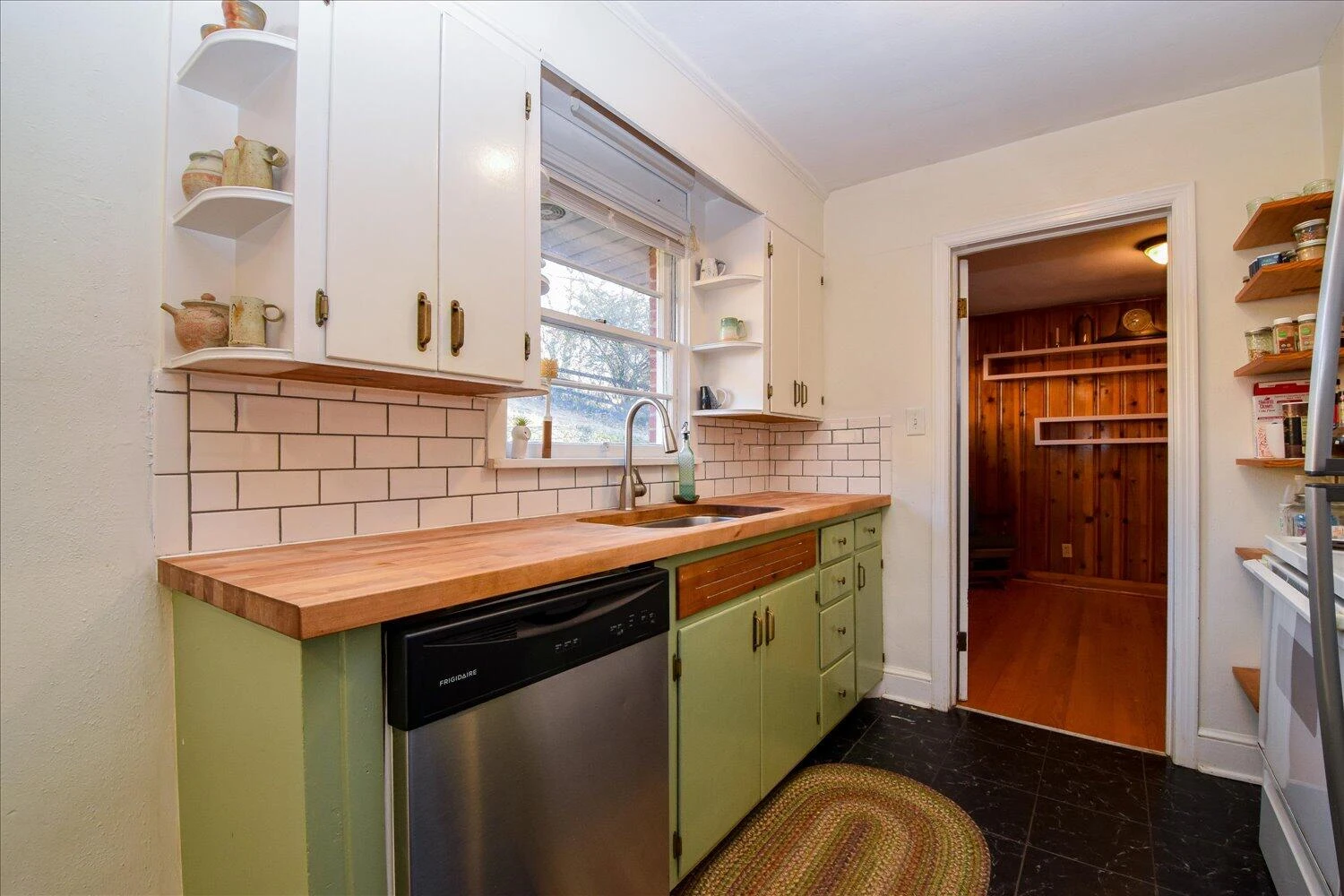 2539 Brambleton AVE - Photo 10