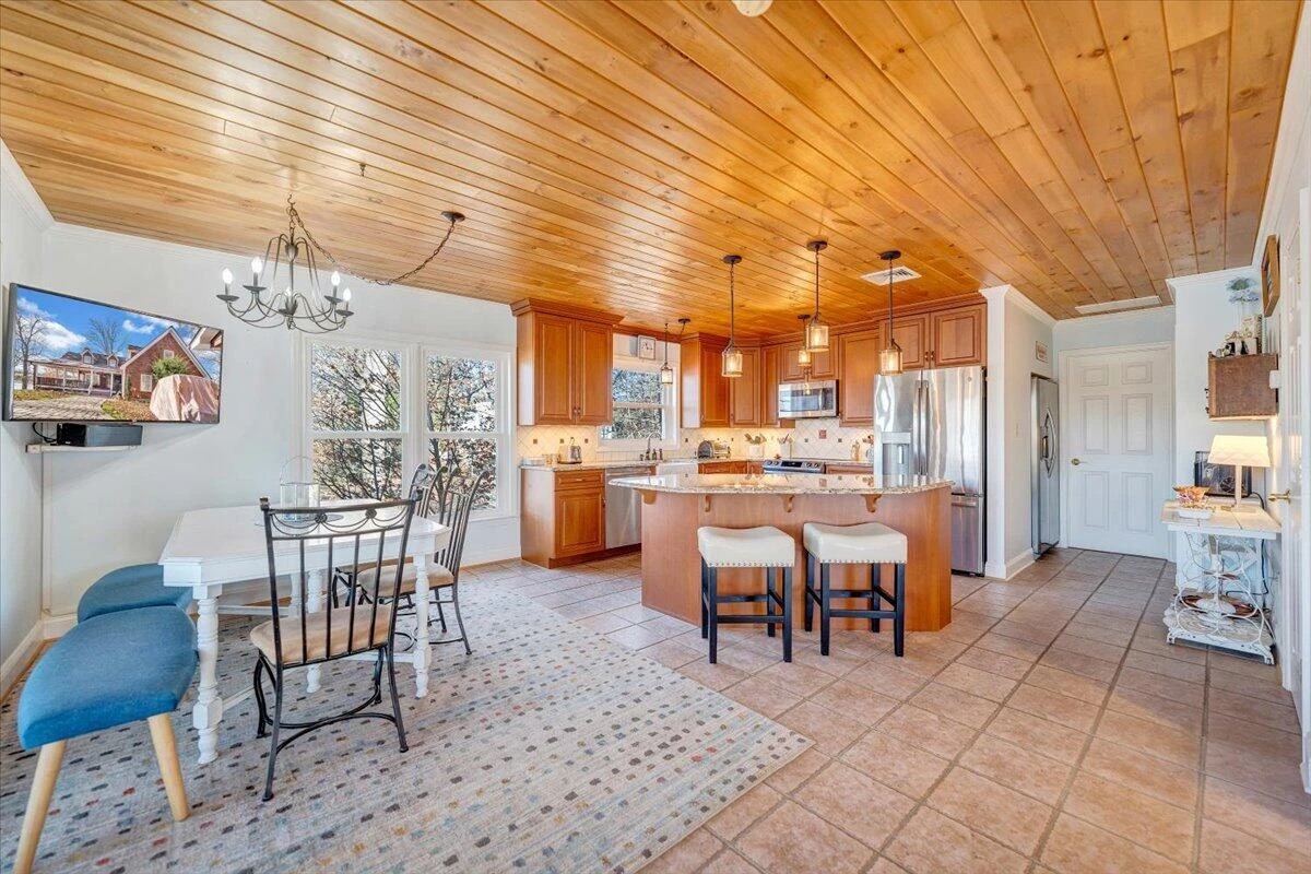 775 Long Island DR - Photo 21