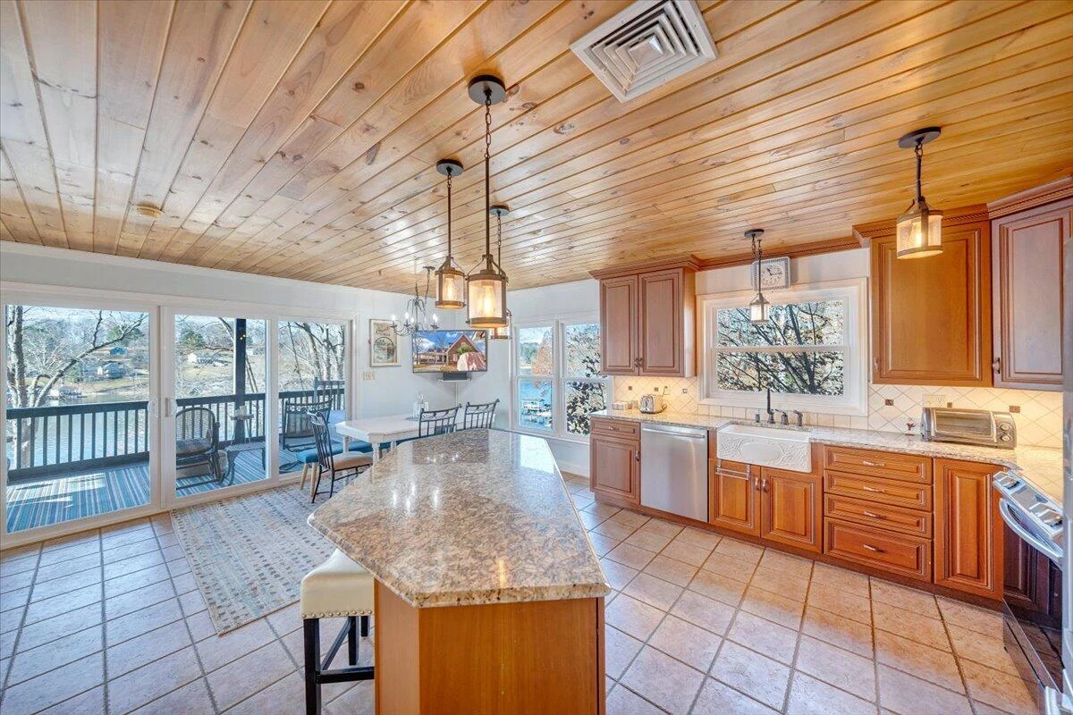 775 Long Island DR - Photo 27